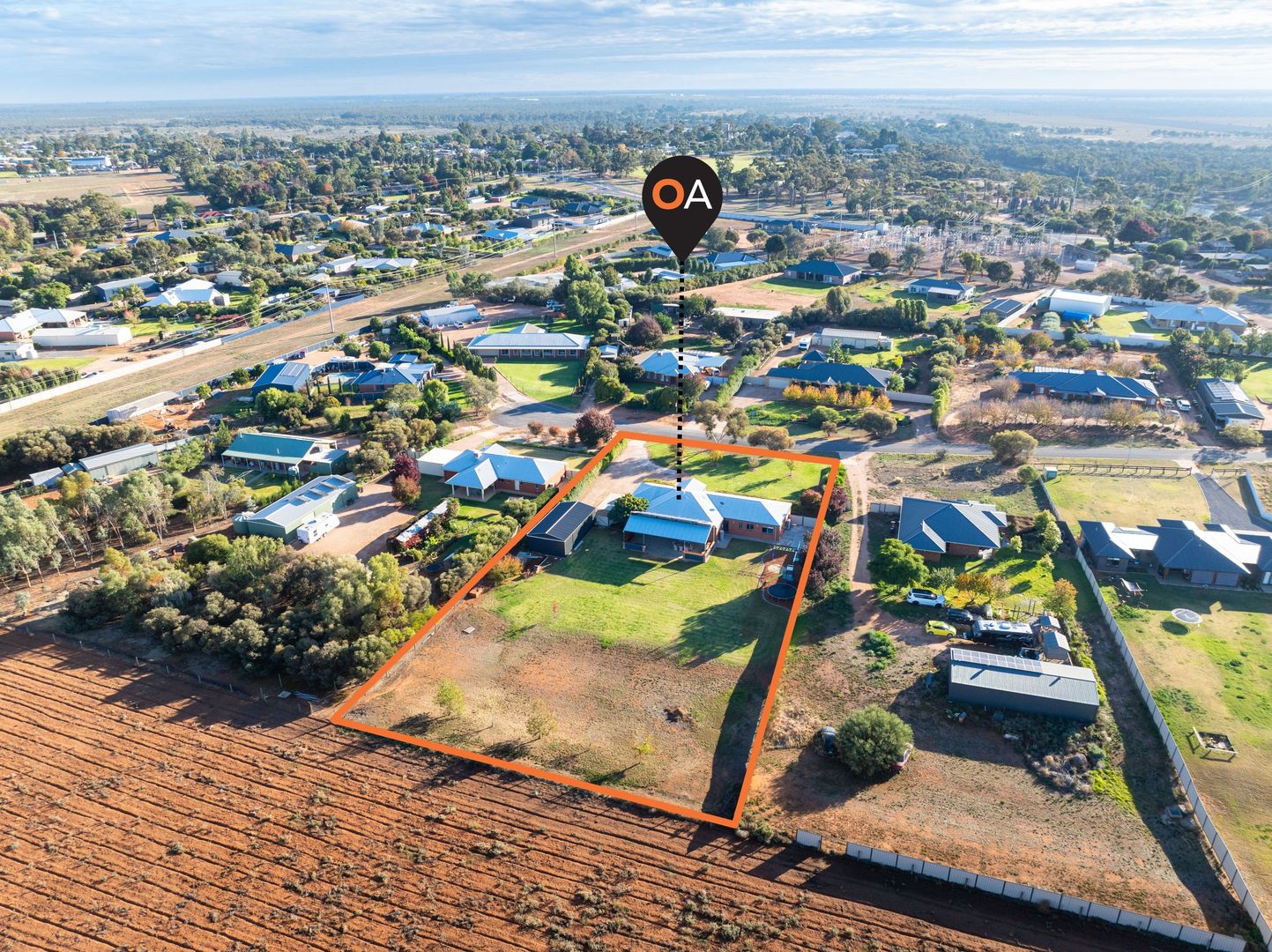 4 Clifton Hill Court, Birdwoodton VIC 3505, Image 2