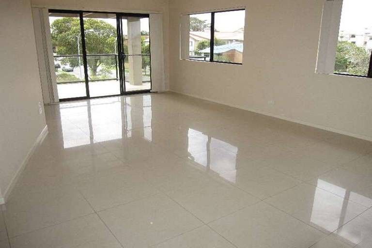 2 bedrooms Apartment / Unit / Flat in 15/24-26 Parker Street LABRADOR QLD, 4215