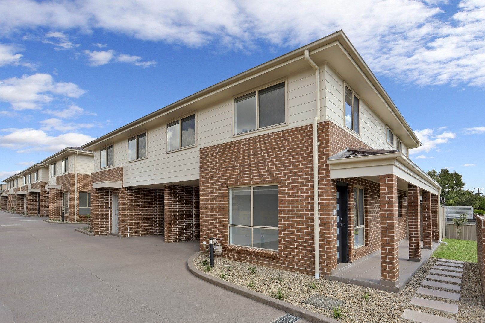 4 bedrooms Townhouse in 7/80-82 Canberra Street OXLEY PARK NSW, 2760