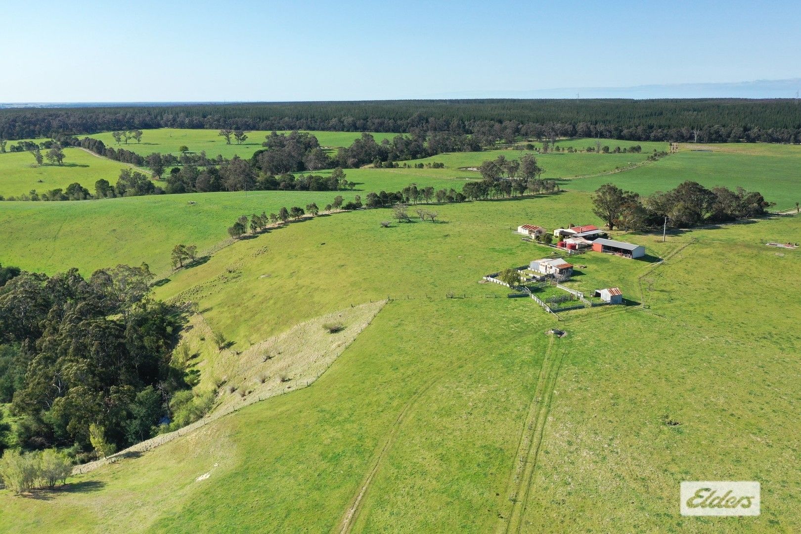 3 bedrooms Rural in 2353 Gormandale-Stradbroke Road STRADBROKE VIC, 3851