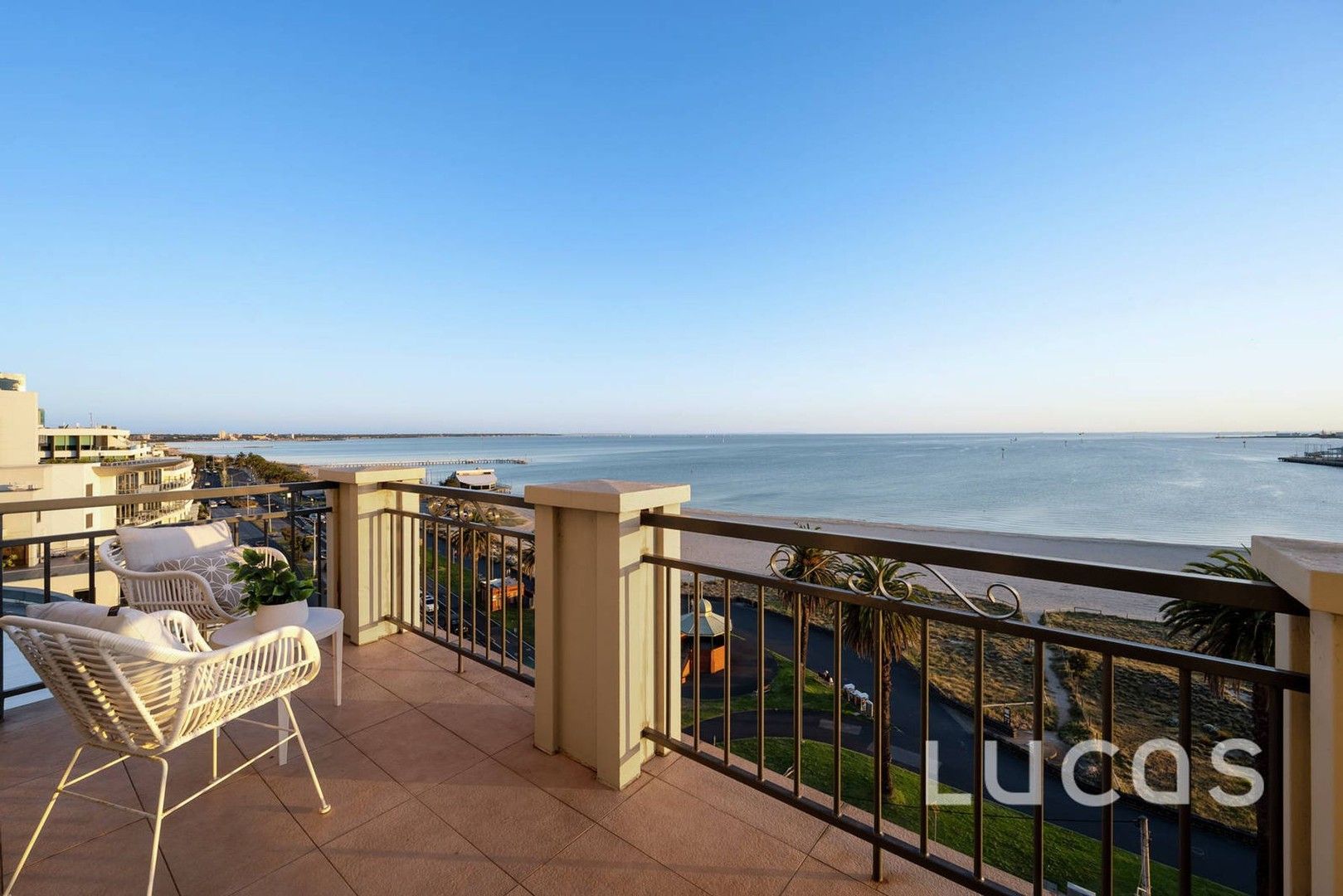 802/89 Beach Street, Port Melbourne VIC 3207, Image 0