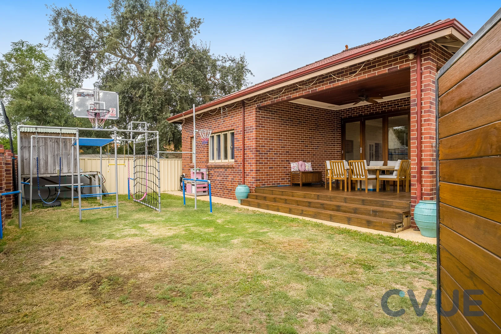 Additional image 12 of 9 Essex St, Wembley WA 6014