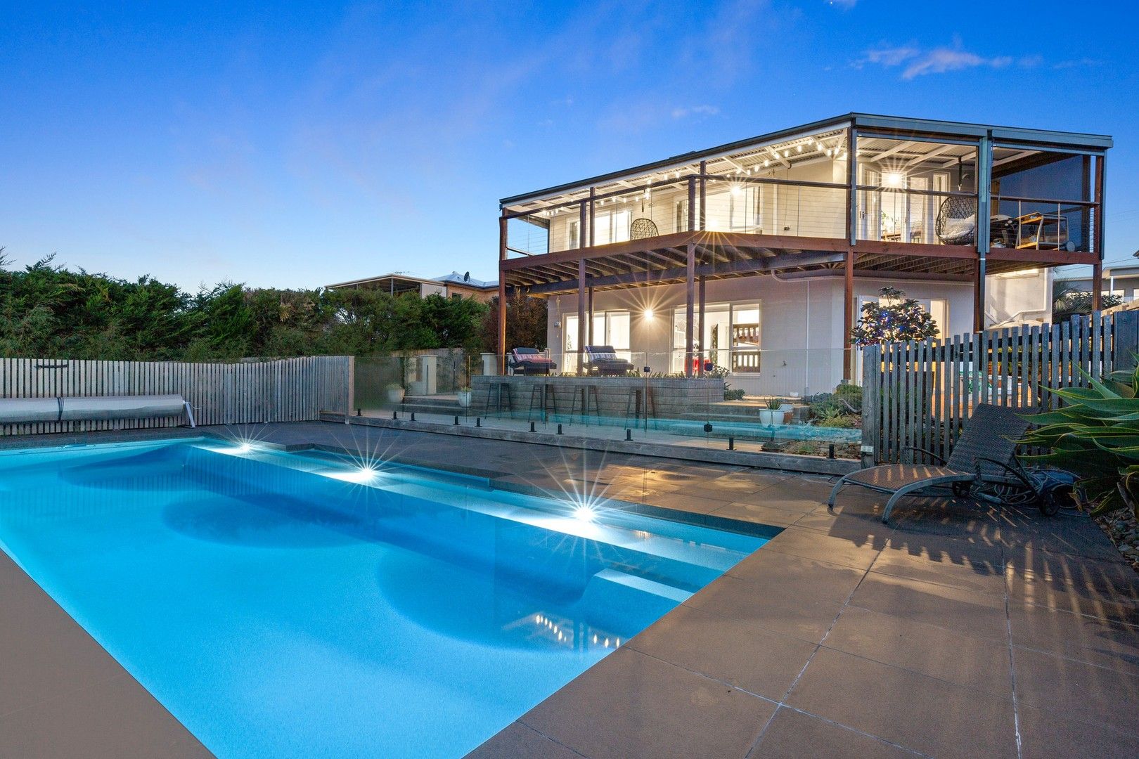 4 bedrooms House in 5 Spencer Street MOUNT MARTHA VIC, 3934