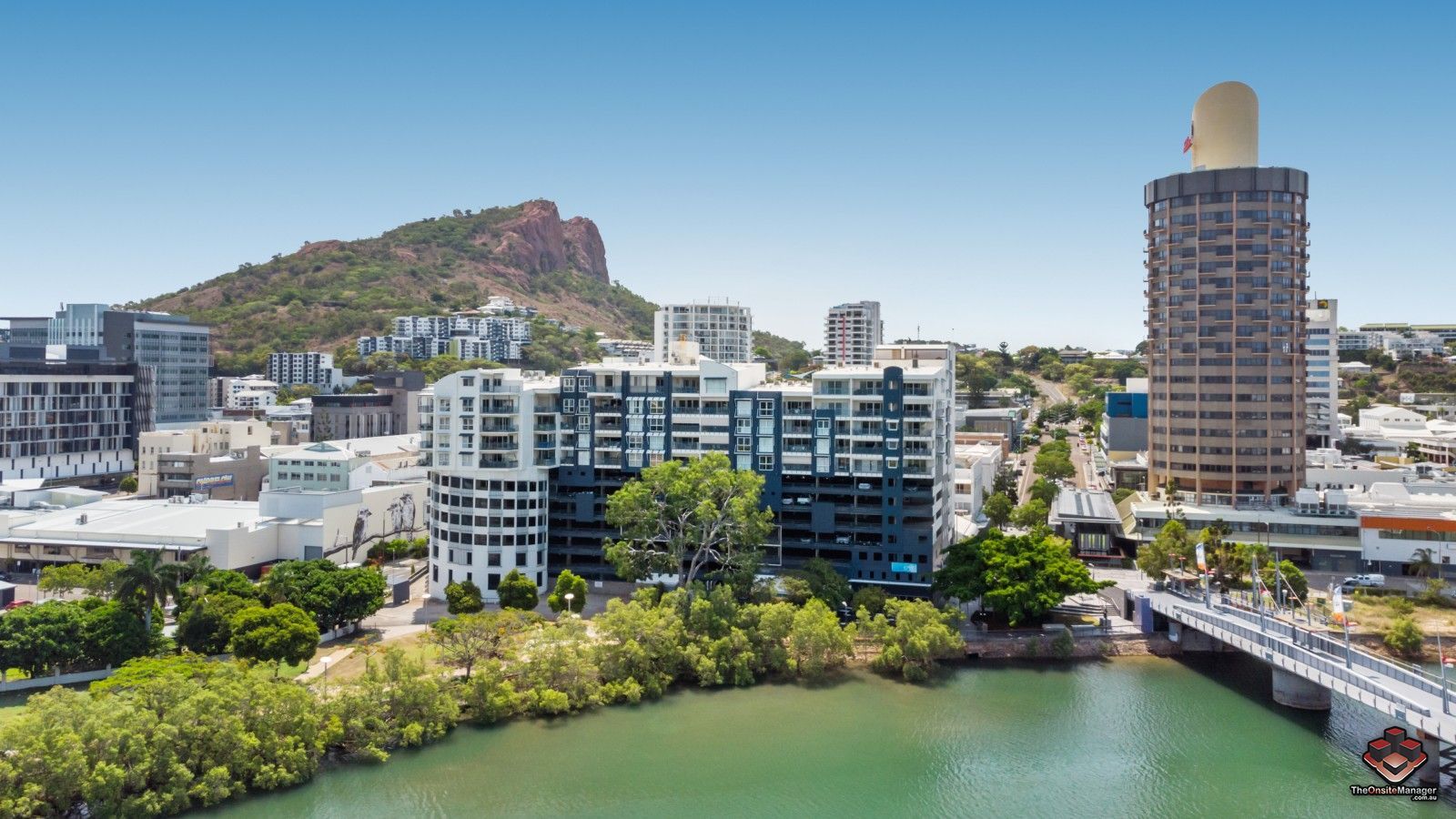Townsville City QLD 4810 1 bed apartment for Sale, 420 LARGE 1BED