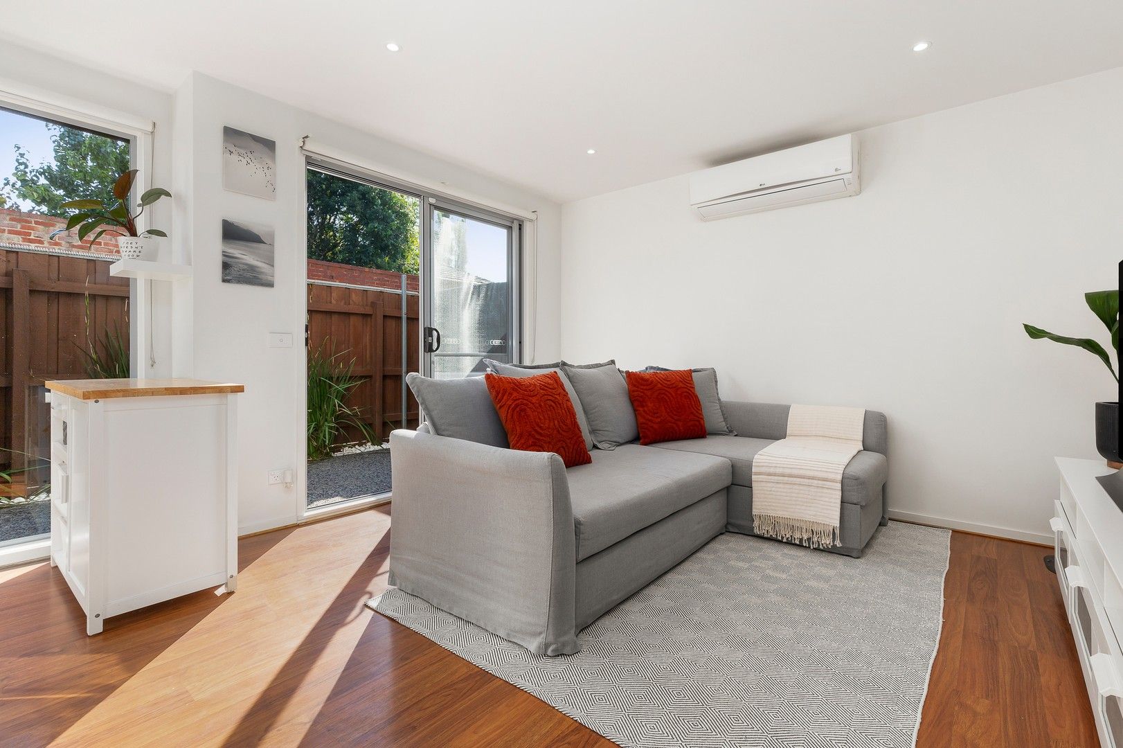 6/4A Lansdowne Road, St Kilda East VIC 3183, Image 0