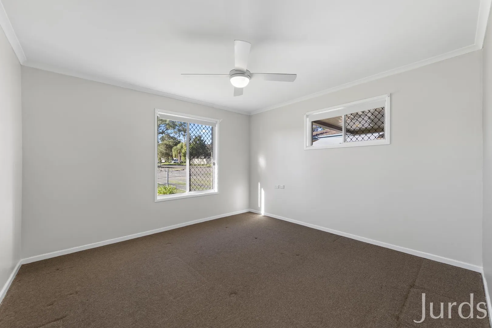 House in Cessnock - More