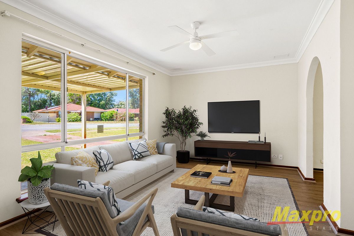 24 Seabrooke Avenue, Rockingham WA 6168, Image 2