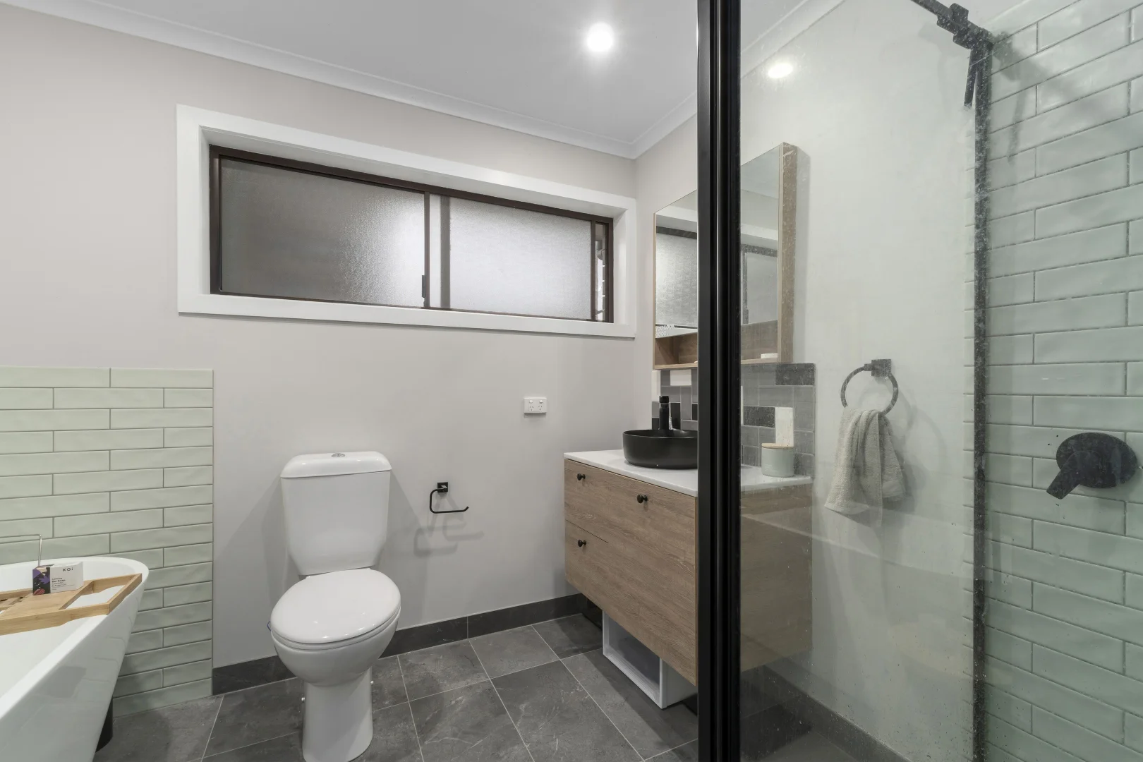 Additional image 8 of 1 Baker St, Colac VIC 3250