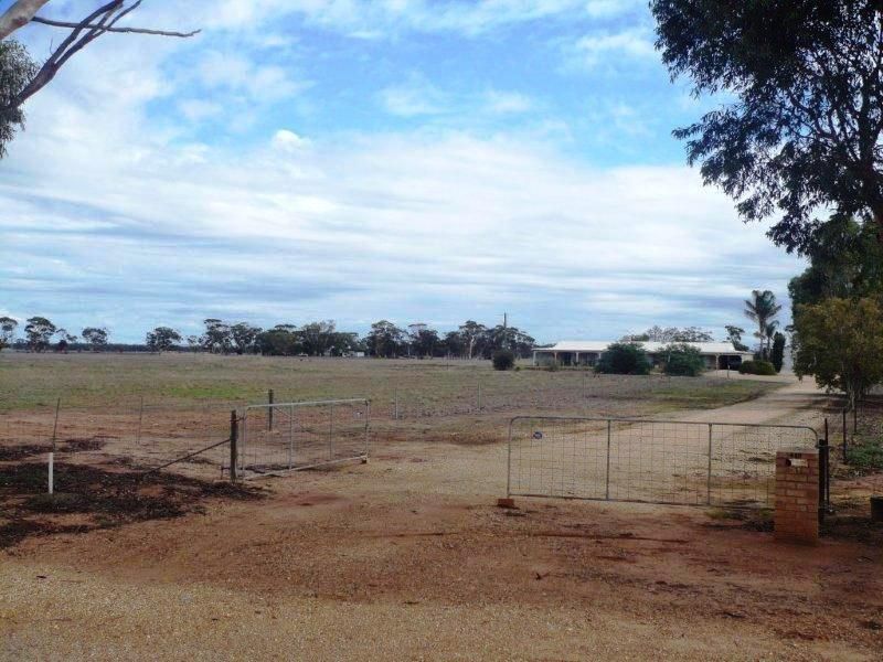 Lot 101 Padbury Road, Moora WA 6510, Image 2