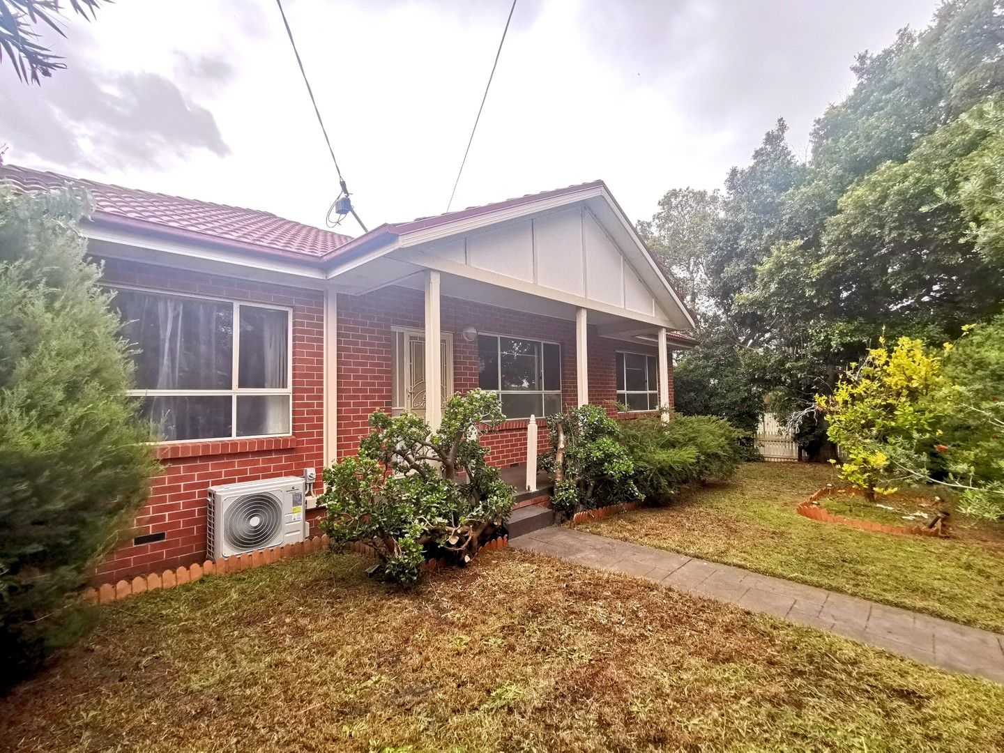 3 bedrooms Apartment / Unit / Flat in 1/59 Manton Road CLAYTON VIC, 3168