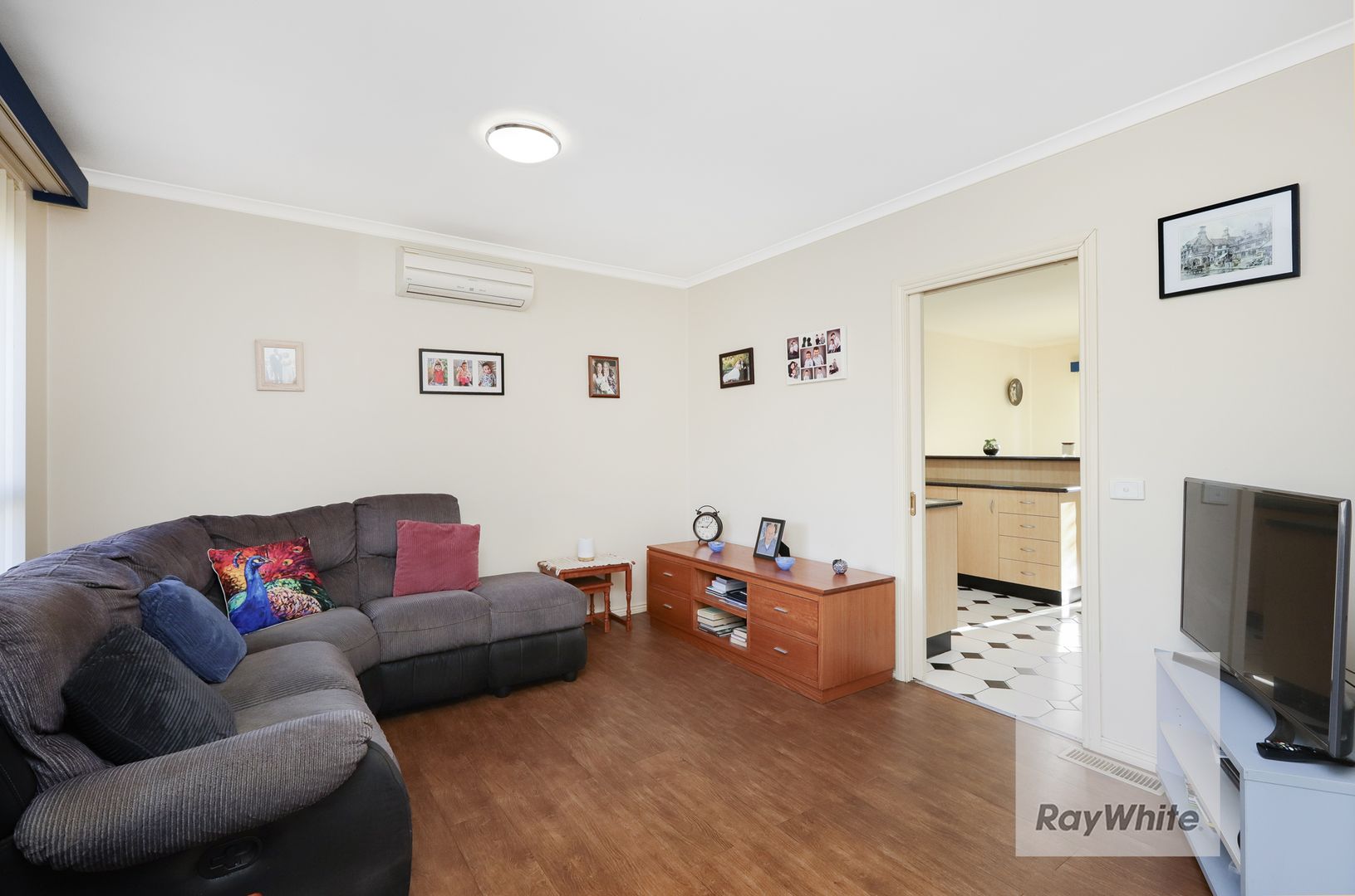 2/2 Bent Street, Westmeadows VIC 3049, Image 2