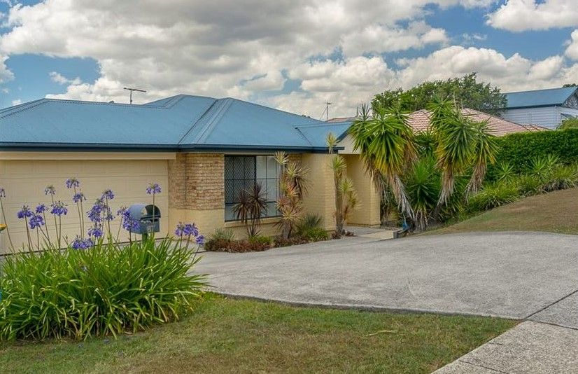 4 bedrooms House in 87 Oakwood Rd WARNER QLD, 4500