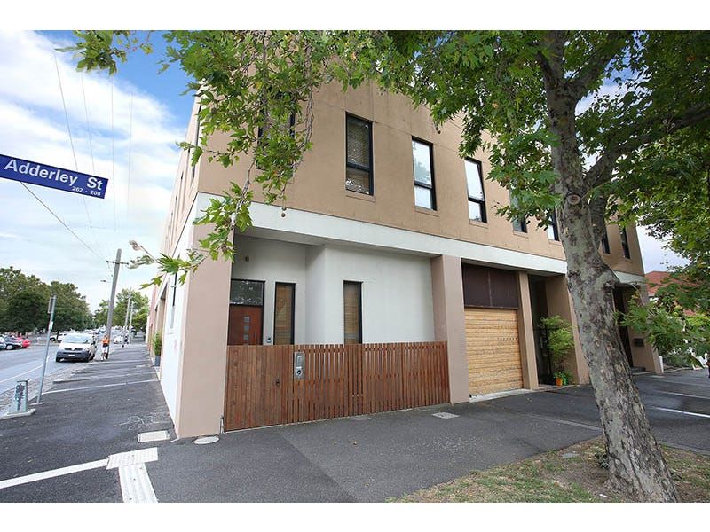3 bedrooms Townhouse in 260 Adderley Street WEST MELBOURNE VIC, 3003