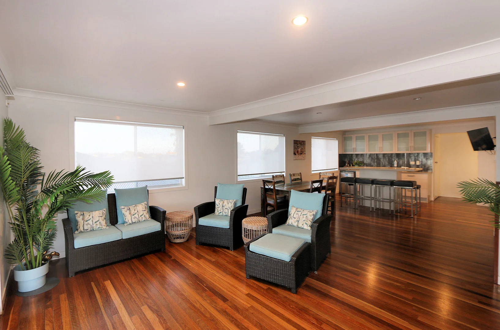 Additional image 26 of 129 Sea Esplanade, Burnett Heads QLD 4670