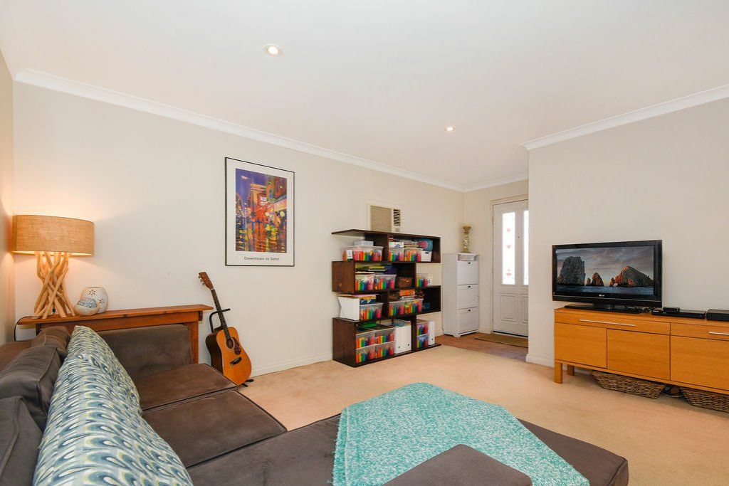 2/138 COBB STREET, Doubleview WA 6018, Image 1