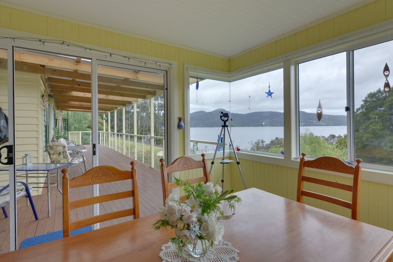 10 Smiths Road, SURGES BAY TAS 7116, Image 2