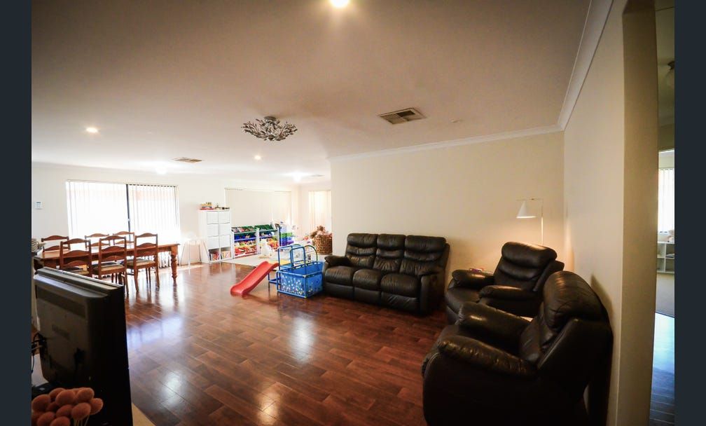 16 Mica Mews, Wattle Grove WA 6107 House For Rent 650 Domain