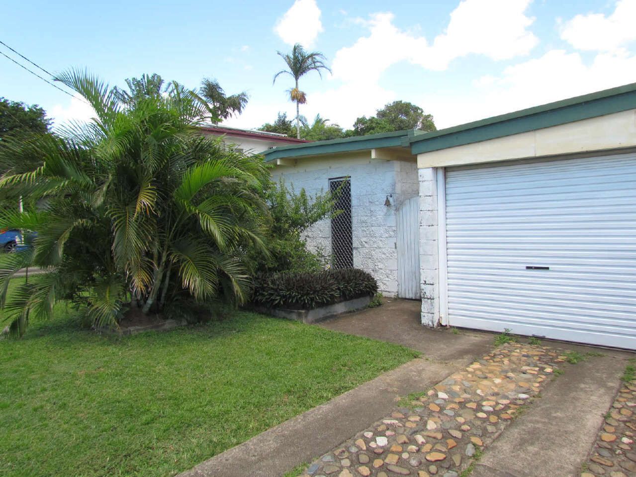 4 STOPHER CRT, Beaconsfield QLD 4740, Image 1