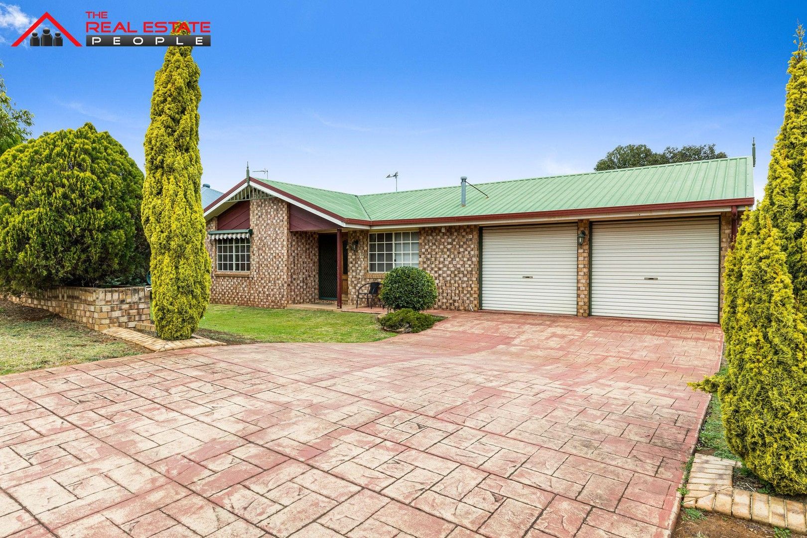 8 Mirage Court, Wilsonton QLD 4350, Image 0