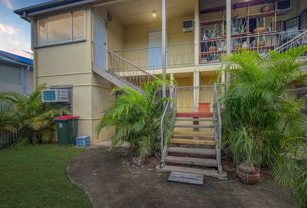 Primary image of 1/12 Humphrey St, West End QLD 4810