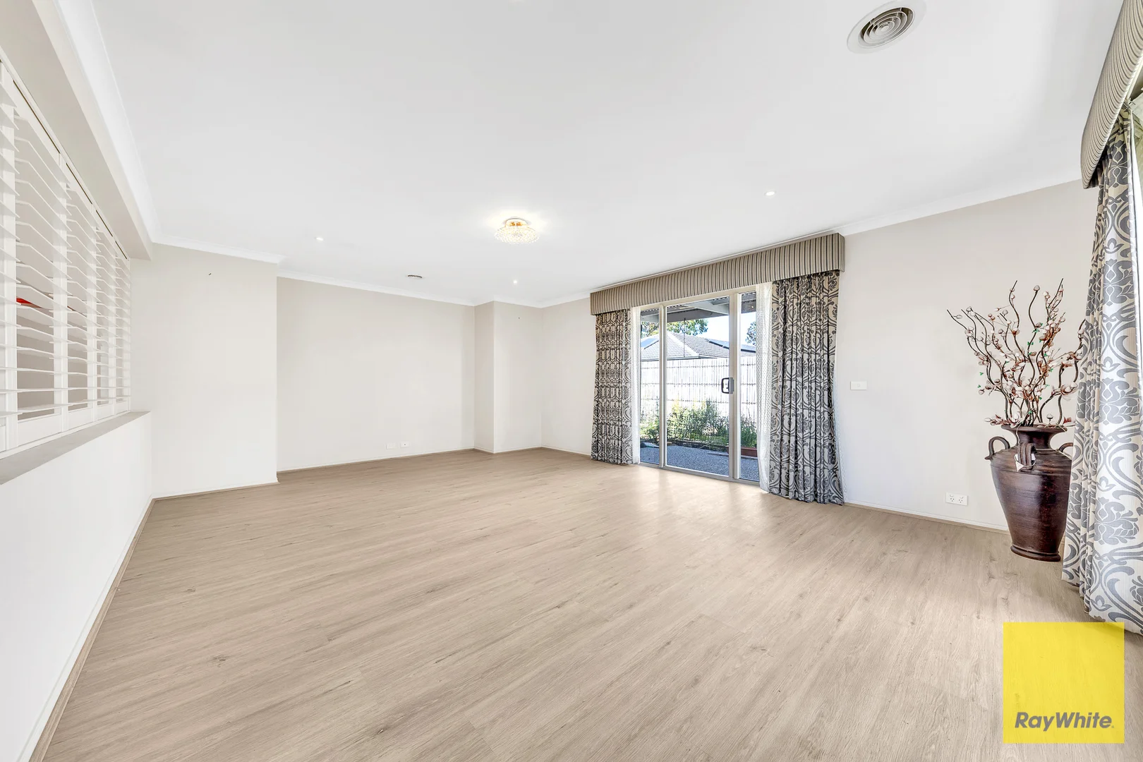 Additional image 5 of 31 Clearwater Rise Parade, Truganina VIC 3029