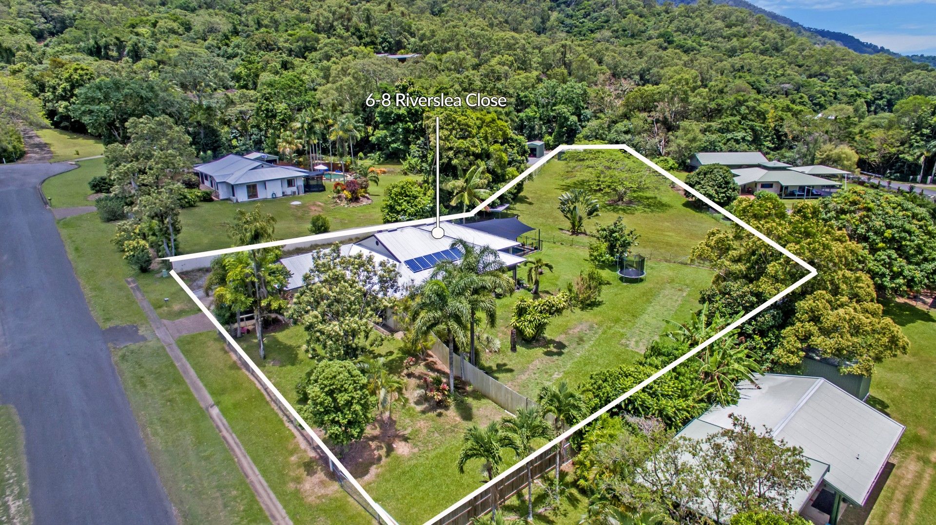 4 bedrooms House in 6-8 Riverslea Cl REDLYNCH QLD, 4870