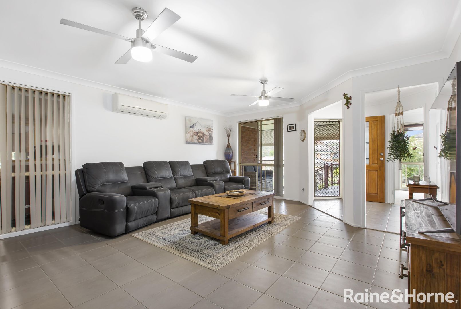 15 Redwood Close, Fletcher NSW 2287, Image 2