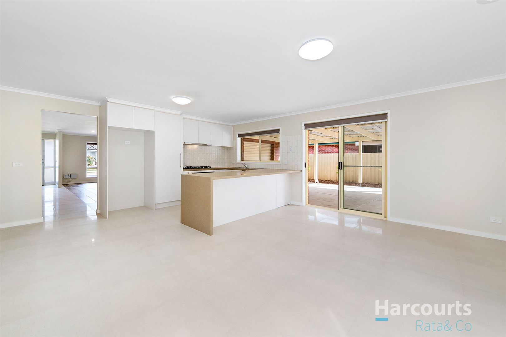 9 Larkspur Close, Epping VIC 3076, Image 2