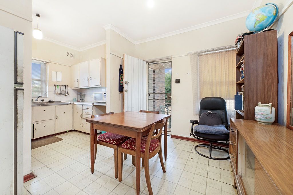 5 Frank Street, Mount Lewis NSW 2190, Image 1