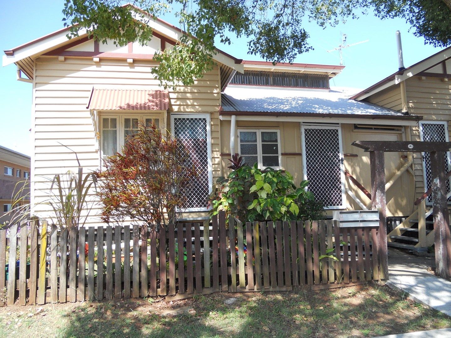 1 bedrooms Apartment / Unit / Flat in 2/141 Brighton Road SANDGATE QLD, 4017