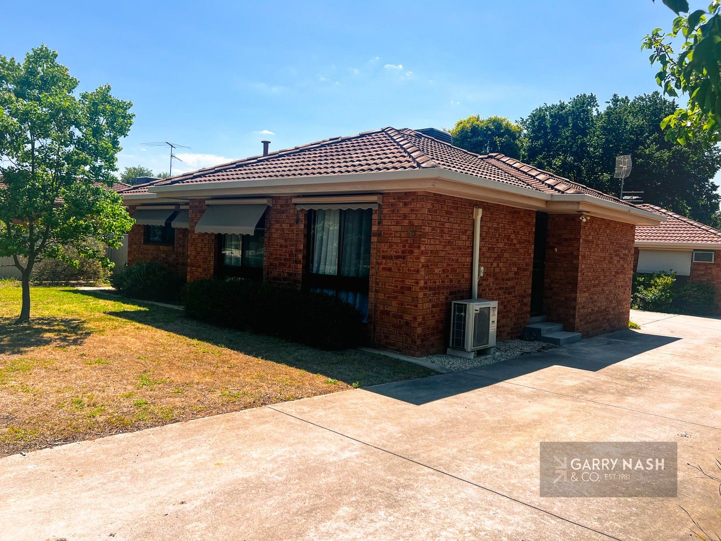 2 bedrooms Apartment / Unit / Flat in 1/10 Skehan Avenue WANGARATTA VIC, 3677