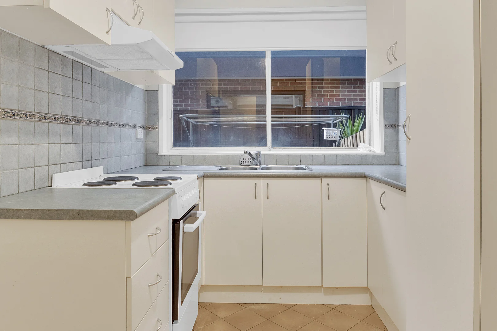 Additional image 5 of 2/544 Gilbert Road, Reservoir VIC 3073