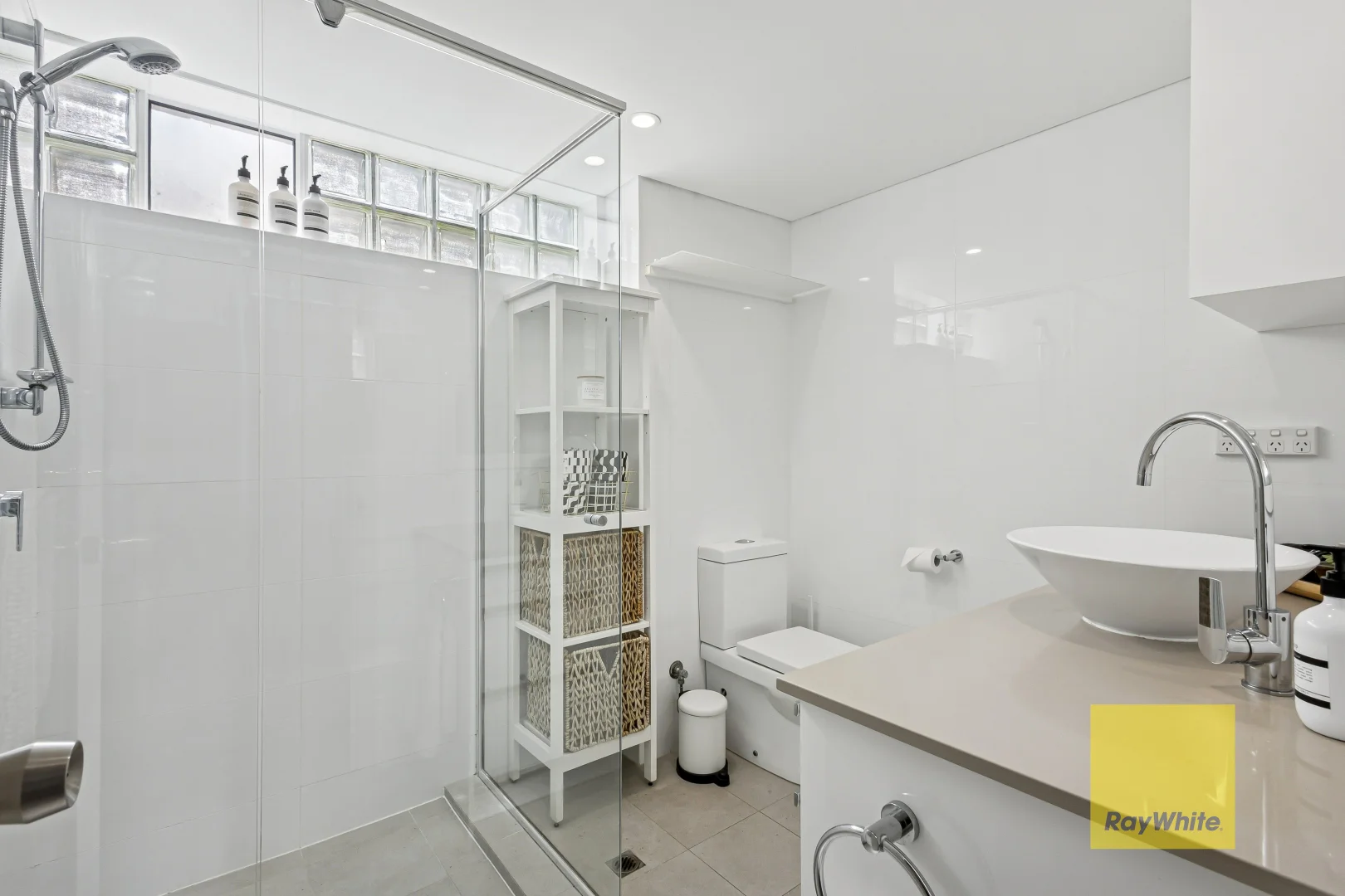 Additional image 14 of 6/4 Warnham Road, Cottesloe WA 6011