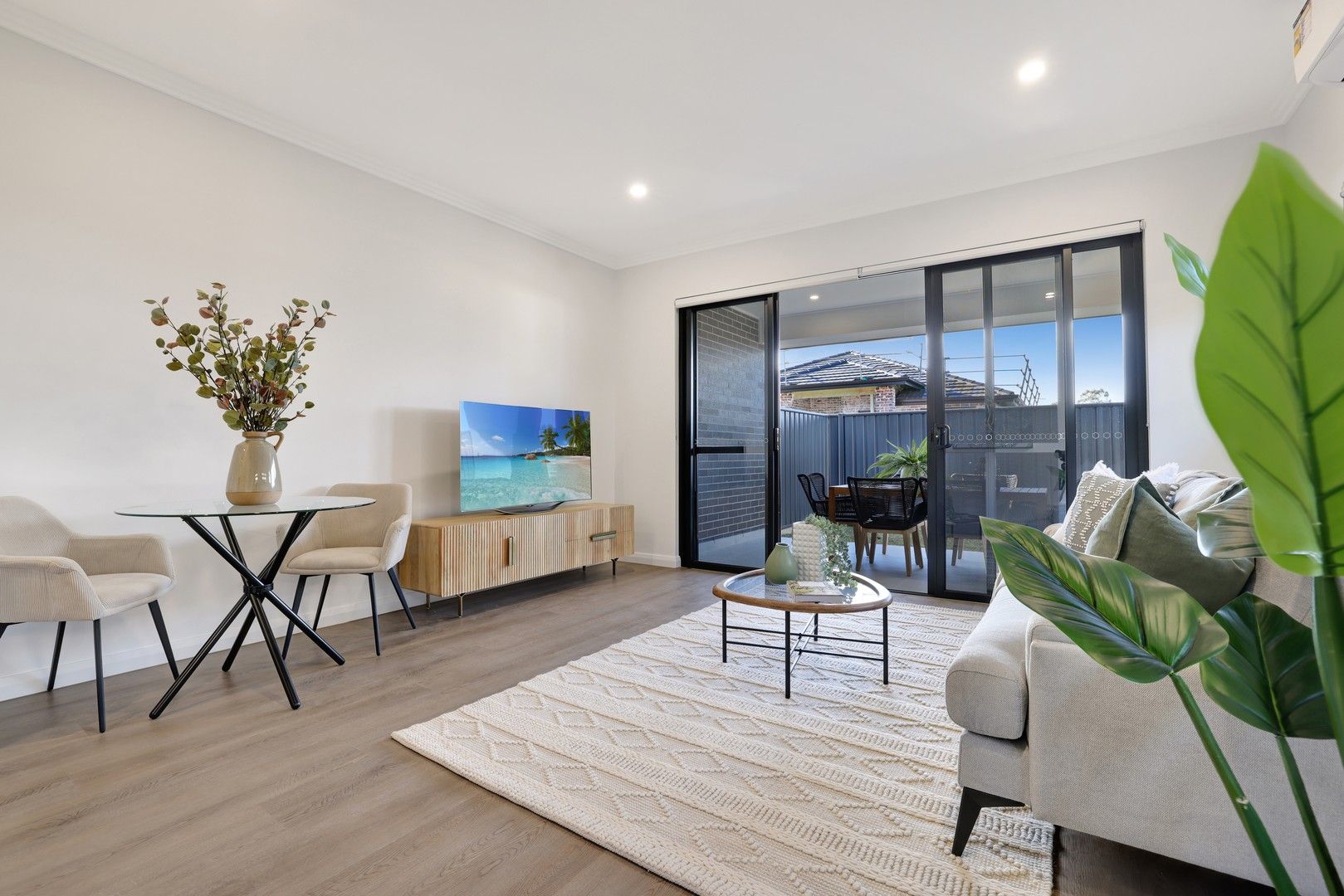 2 bedrooms House in 13a Cabrera Street THIRLMERE NSW, 2572