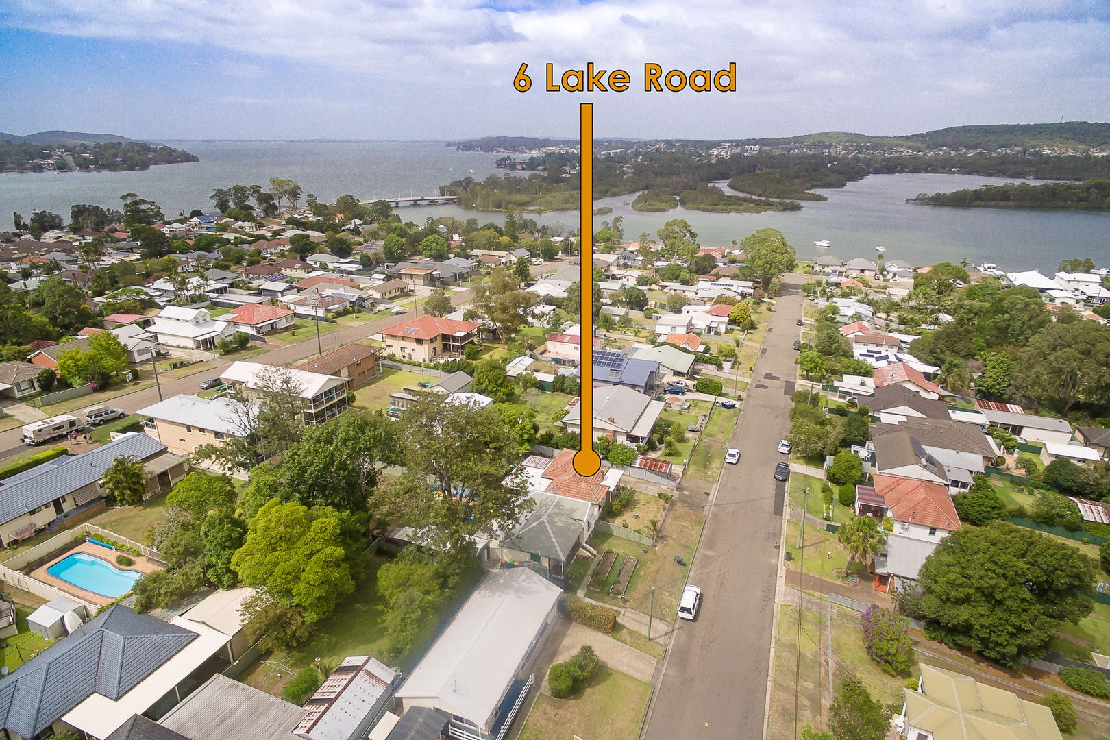 6 Lake Road, Fennell Bay NSW 2283, Image 2