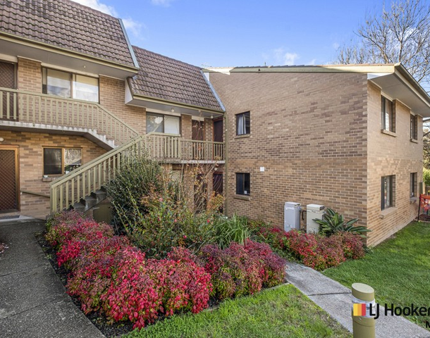 16/2 Buik Place, Belconnen ACT 2617