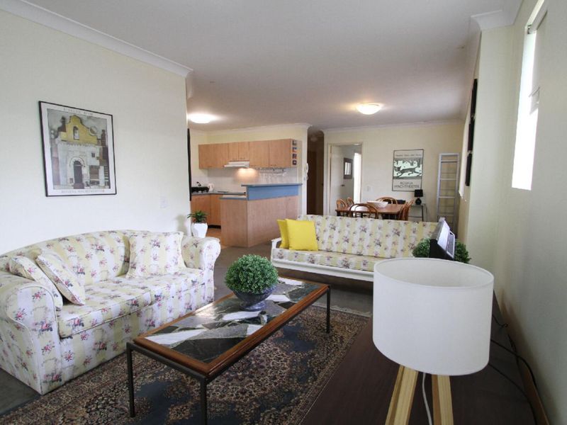 2 bedrooms Apartment / Unit / Flat in 7/66 Depper St ST LUCIA QLD, 4067