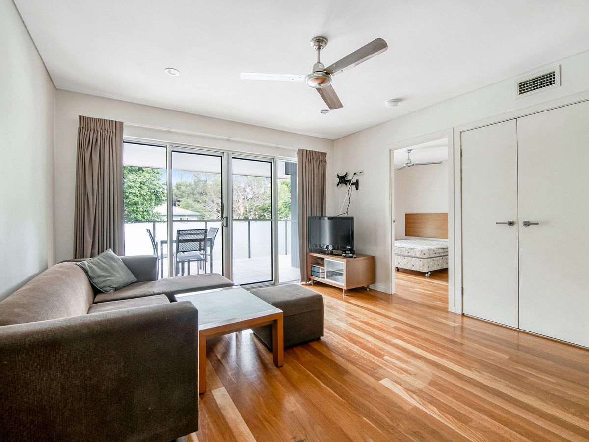 16/221 Sir Fred Schonell Drive, St Lucia QLD 4067, Image 2