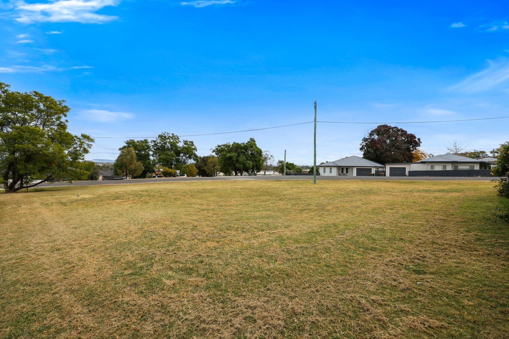 16 Curlew Crescent, Tamworth NSW 2340, Image 0