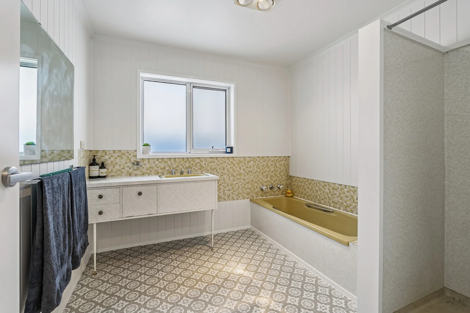 Additional image 19 of 74 Carlton Street, New Town TAS 7008