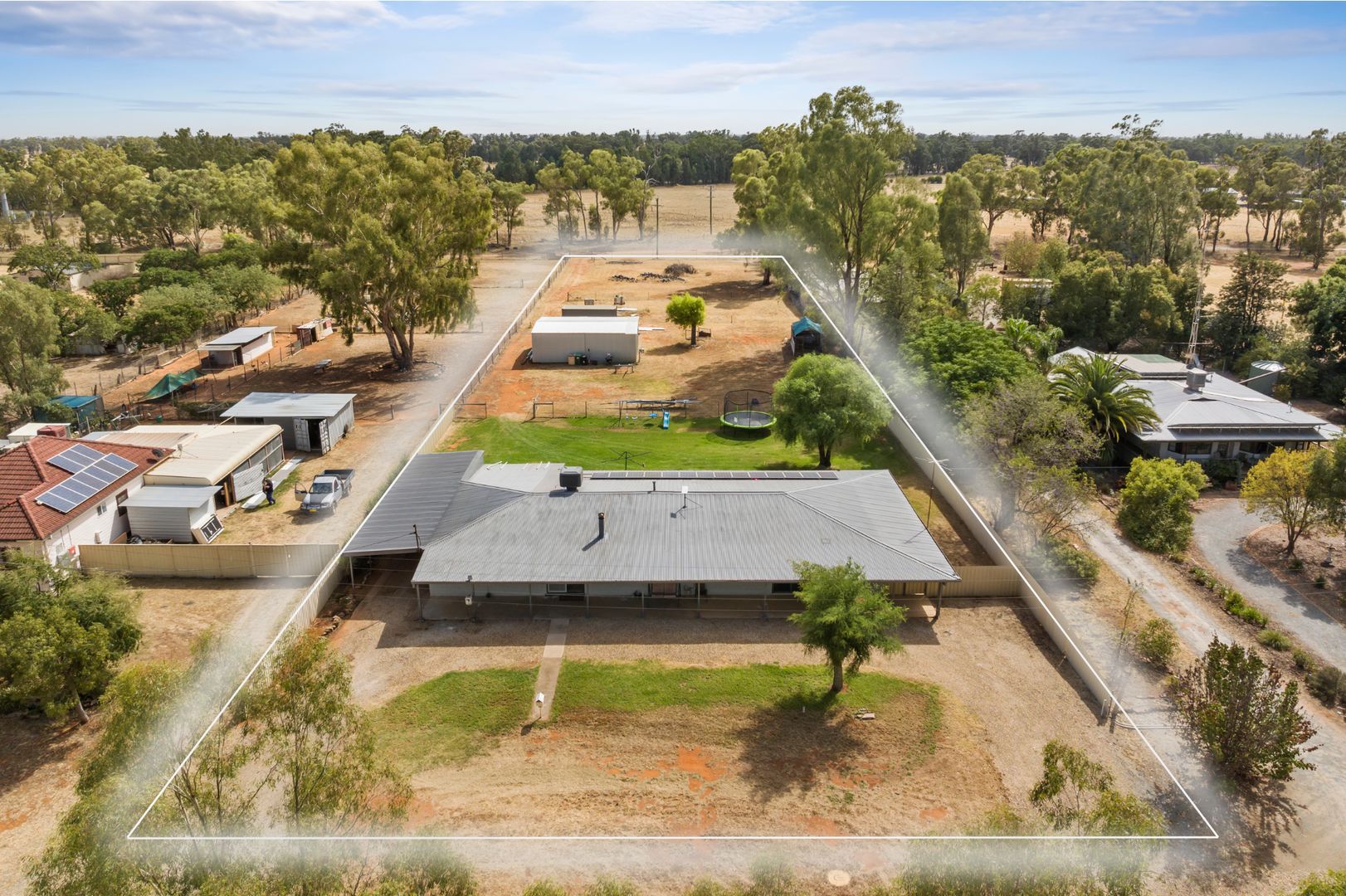 12 Showground Road, Ganmain NSW 2702, Image 0