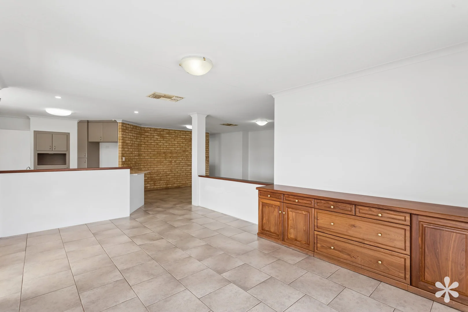 Additional image 5 of 18 Bucknell Place, Swan View WA 6056