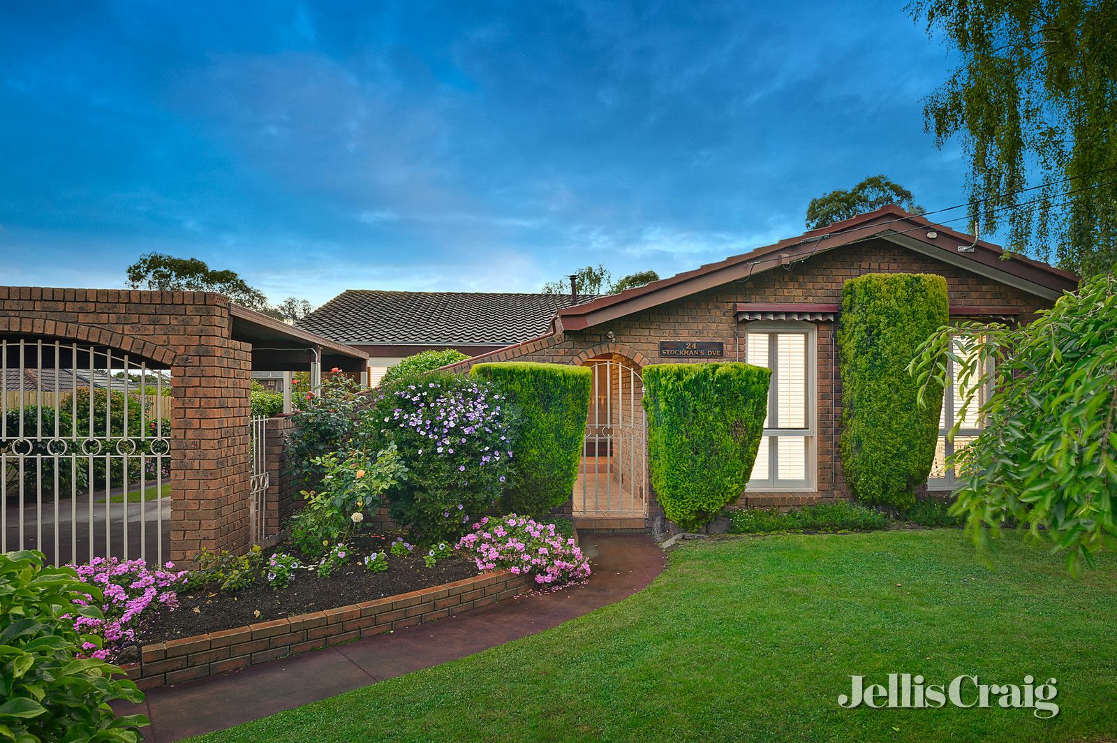 24 Stockmans Drive, Vermont South VIC 3133, Image 0