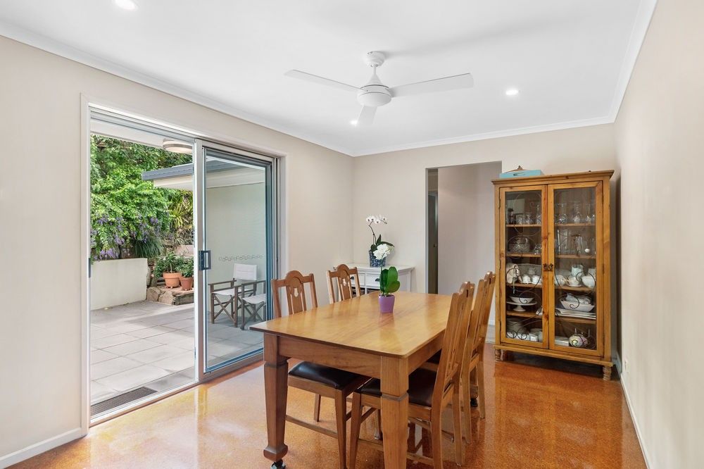 17 Bates Drive, Everton Hills QLD 4053, Image 2