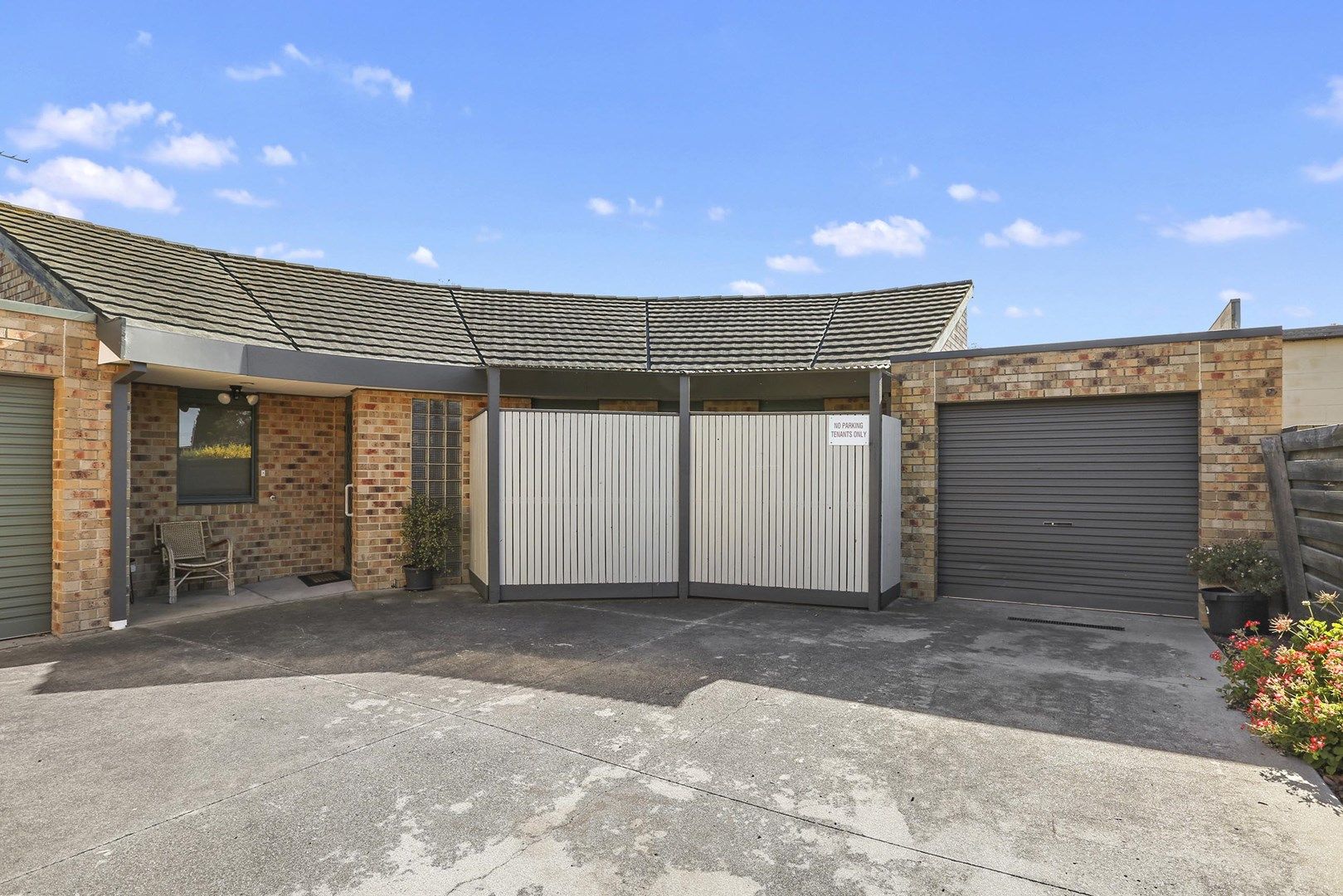 2/17 Merlin Crescent, Corio VIC 3214, Image 0