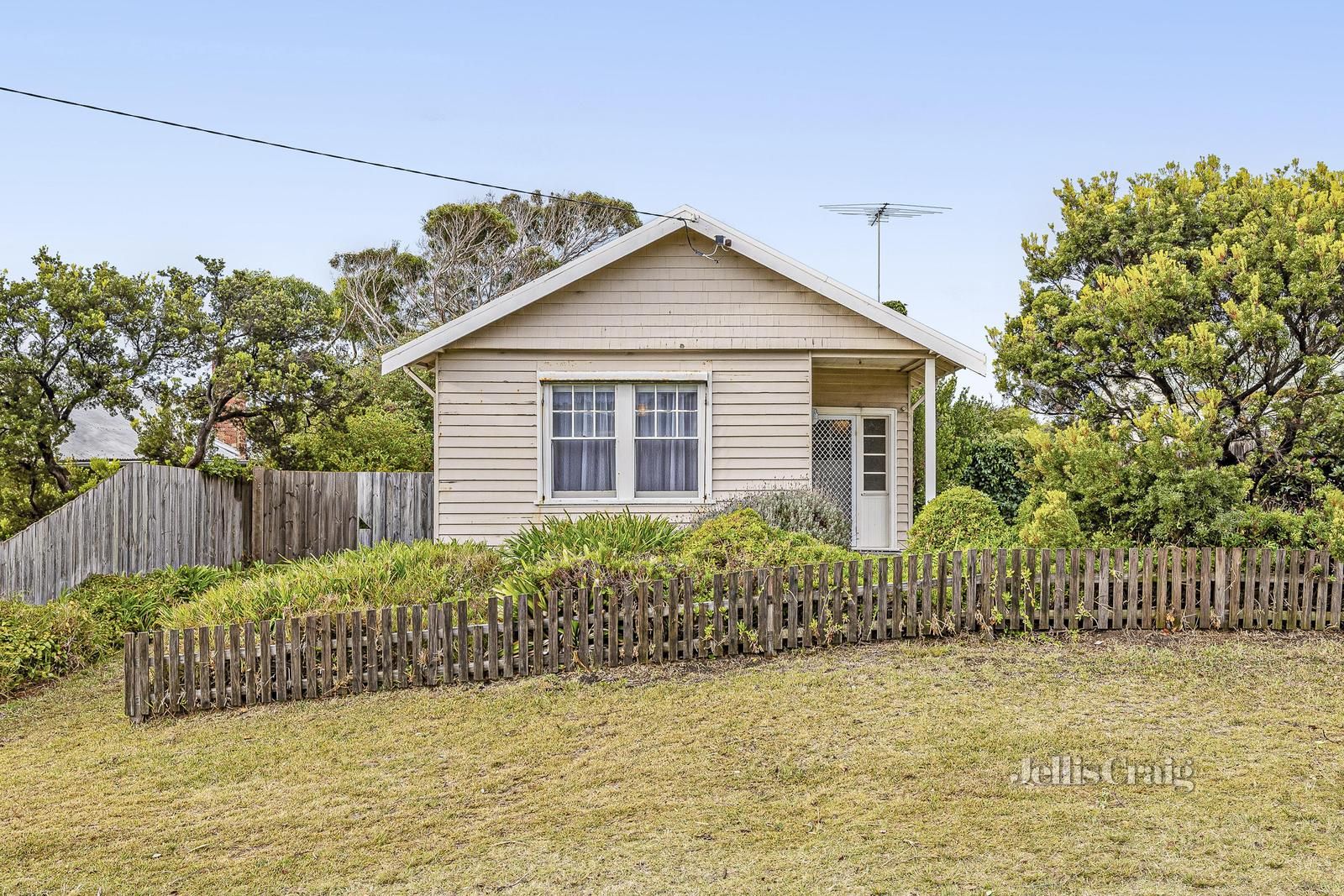 10 Kerferd Avenue, Sorrento VIC 3943, Image 1