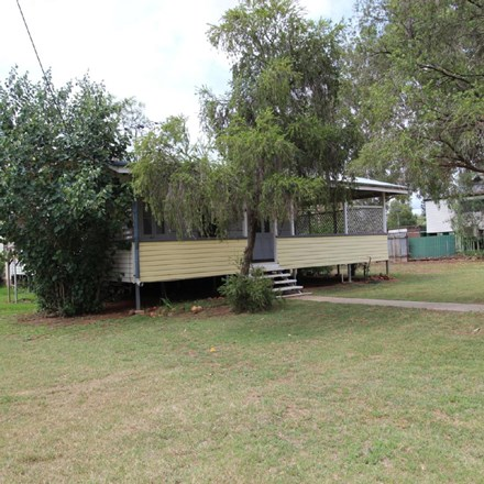 137 Edward Street, Charleville QLD 4470