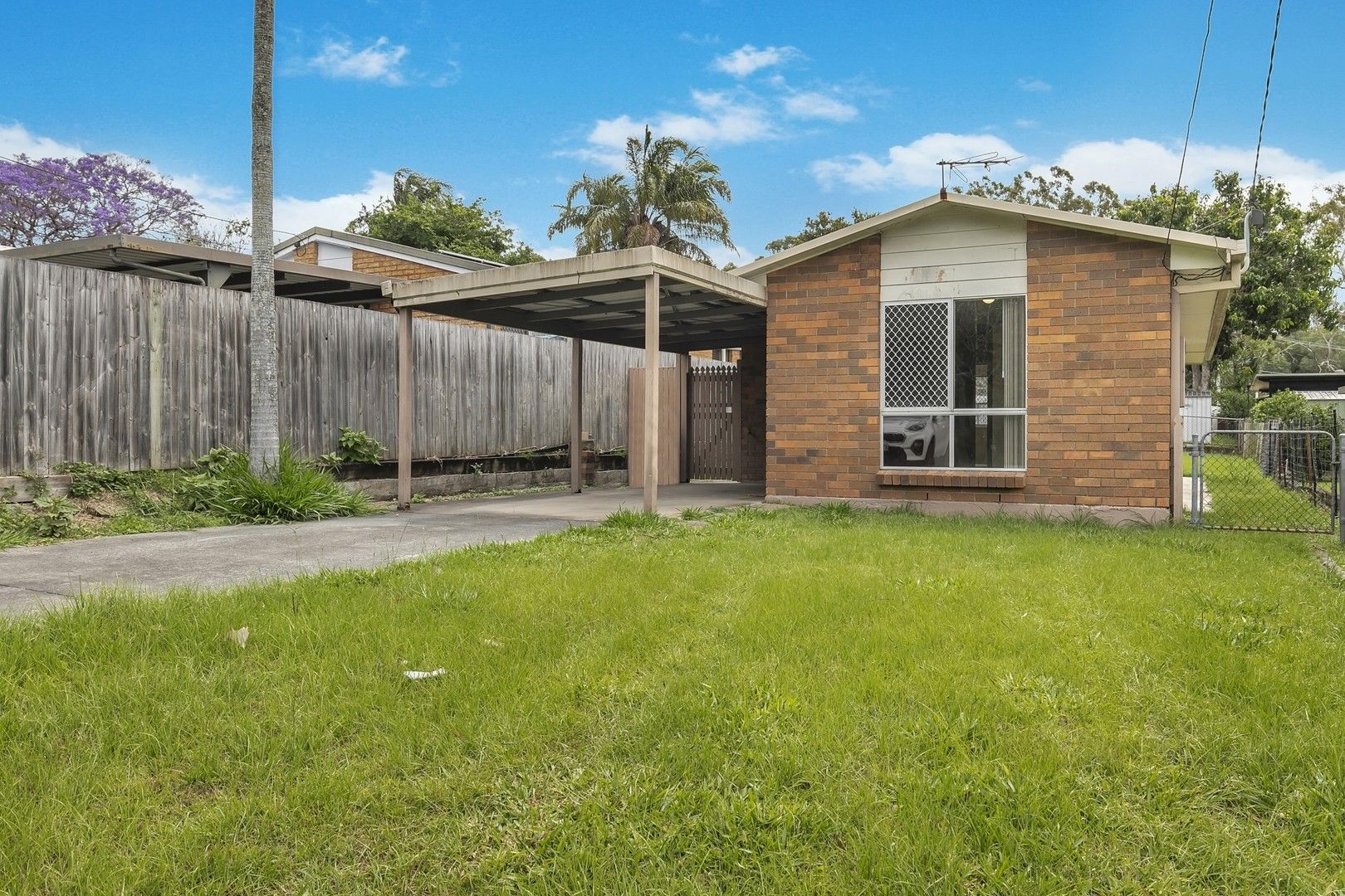 3 bedrooms House in 143 Ryhill Road SUNNYBANK HILLS QLD, 4109