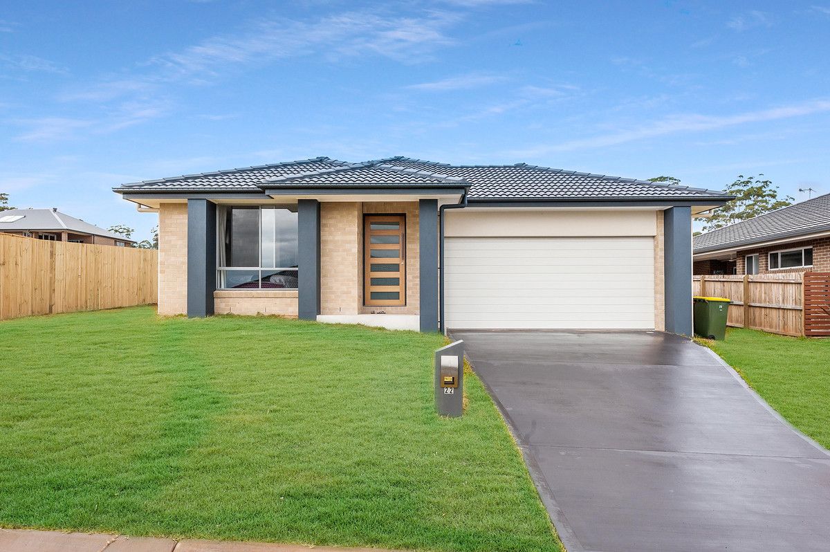 4 bedrooms House in 22 Yarralumla Parade PORT MACQUARIE NSW, 2444