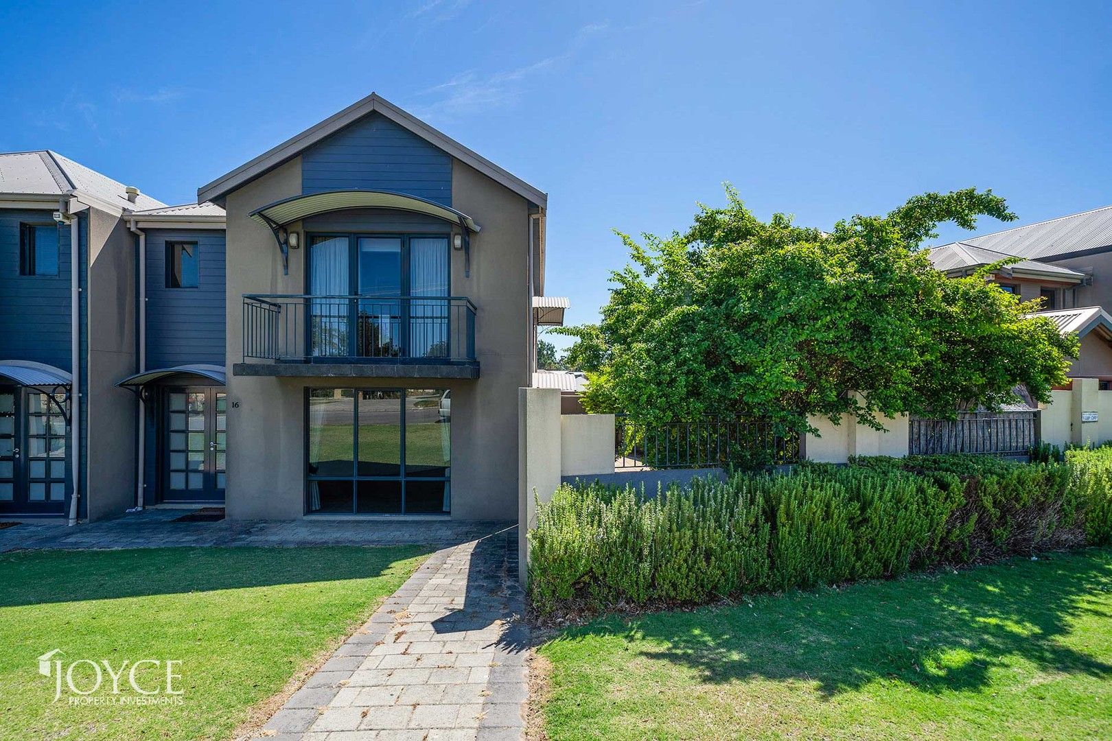 3 bedrooms Townhouse in 16/7 Fogerthorpe Crescent MAYLANDS WA, 6051